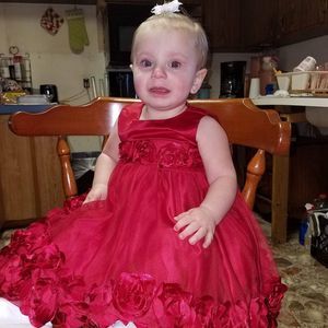 Meet your Posher, Dana